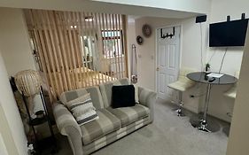 Modern Flat In Walsall Uk